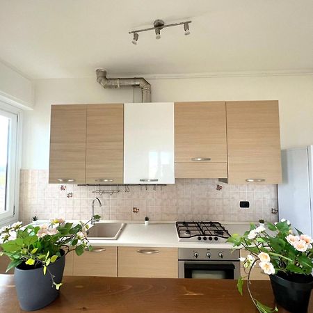 Accomodo Mib58 Bivano Corvetto Mailand Exterior foto